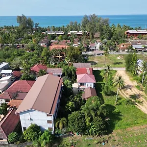2* Semesteranläggning (resort) Pratum